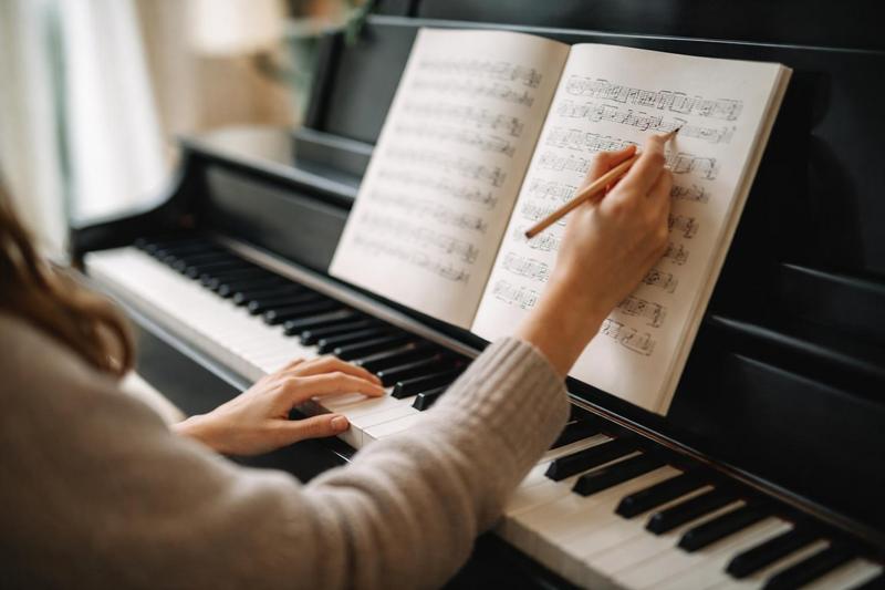 Apprendre le solfège pour le piano : bases et méthodes efficaces